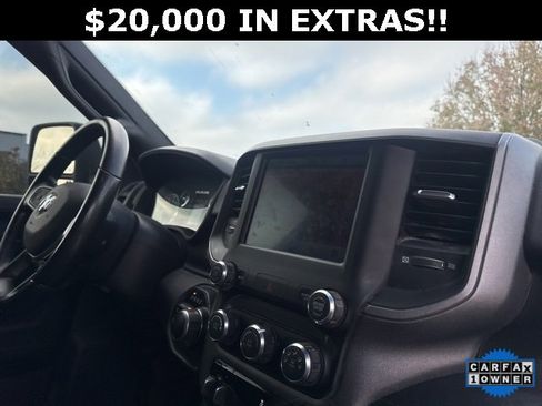 Used 2024 RAM 3500 Tradesman w/ Chrome Appearance Group image 30