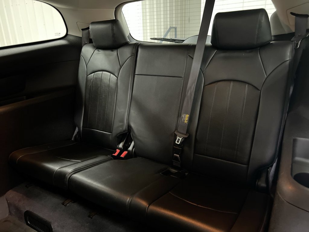 Used 2010 Buick Enclave CXL FWD image 23