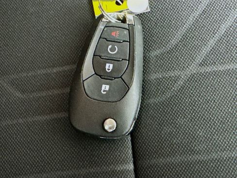 Used 2020 Chevrolet Trax LT image 34