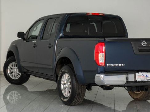 Used 2016 Nissan Frontier SV image 52