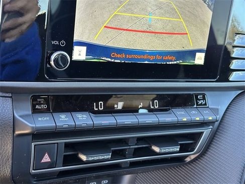 New 2026 Toyota Camry SE w/ Convenience Package image 18