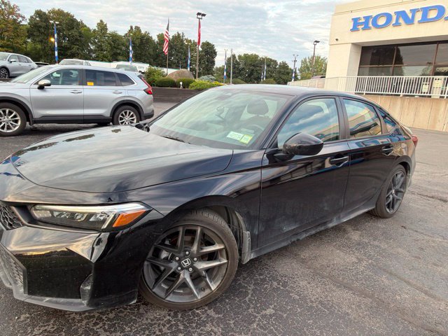 Used 2025 Honda Civic Sport image 4
