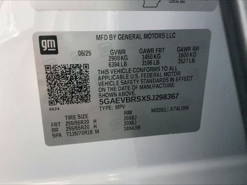 Used 2025 Buick Enclave Sport Touring AWD/4WD image 31