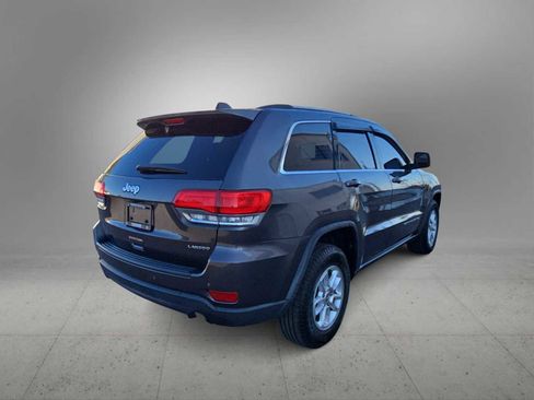 Used 2019 Jeep Grand Cherokee Laredo image 8
