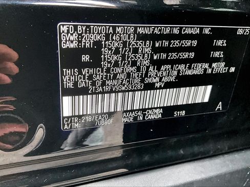 Used 2025 Toyota RAV4 XLE Premium w/ Weather Package AWD/4WD image 30