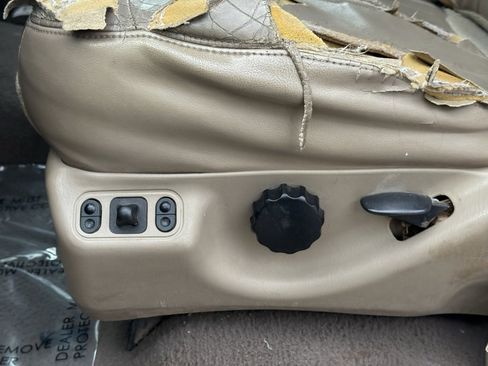 Used 2000 Ford F150 XLT image 12