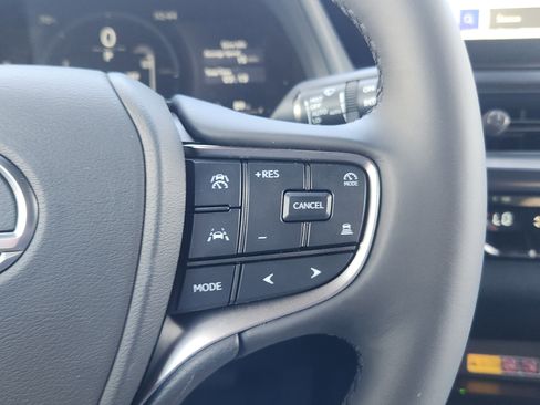 New 2026 Lexus UX 300h AWD image 29