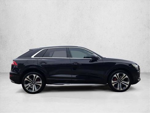 Used 2019 Audi Q8 Prestige image 4