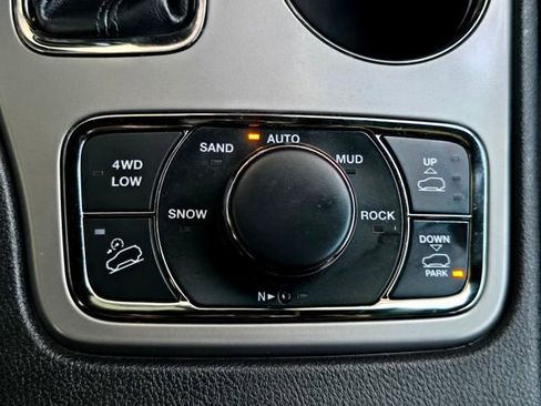 Certified 2021 Jeep Grand Cherokee High Altitude image 16