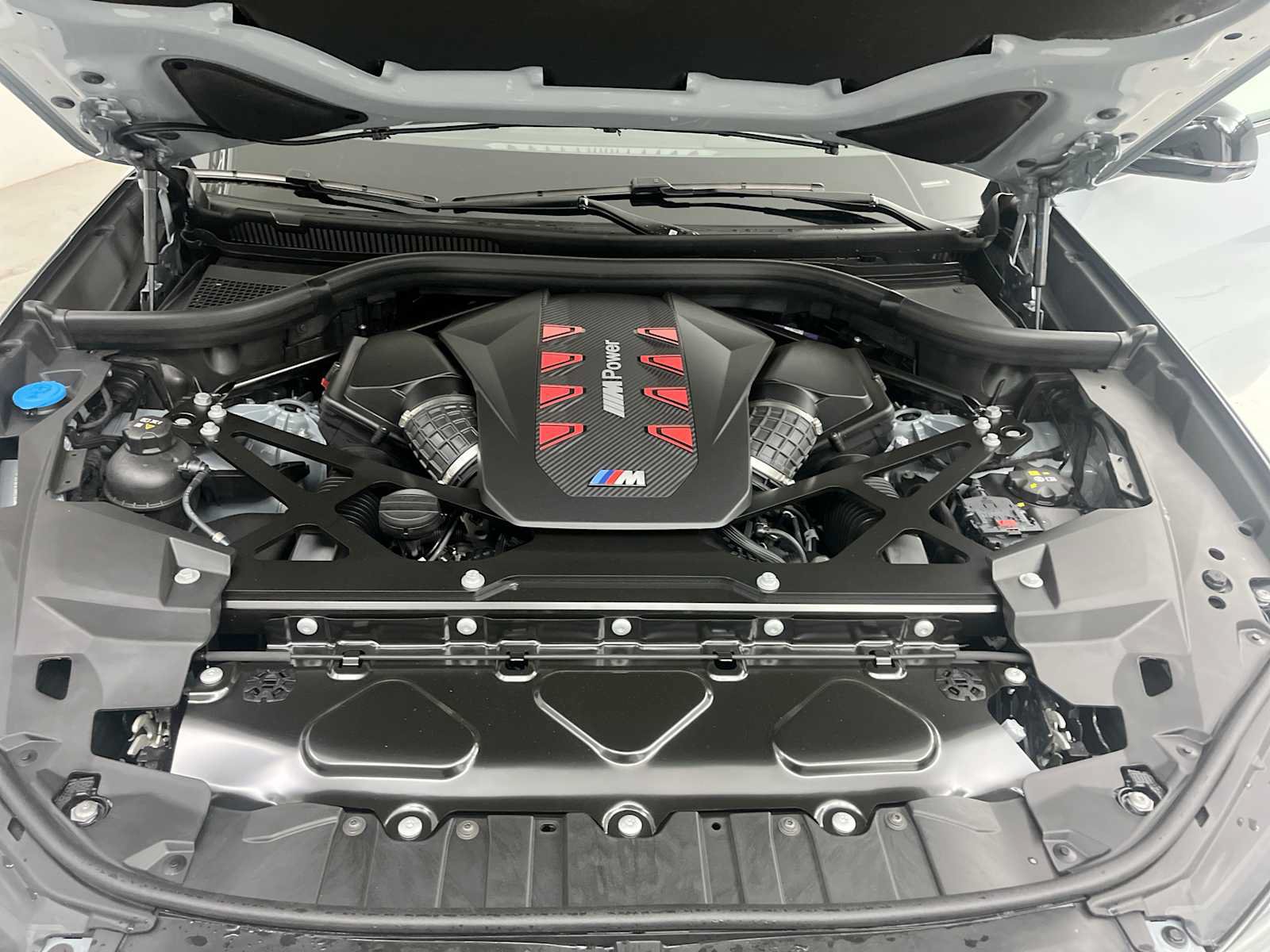 New 2026 BMW X5 M Competition w/ Executive Package AWD/4WD image 24