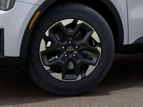 New 2026 Kia Sorento S FWD image 9