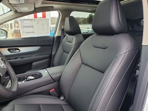 New 2025 Nissan Murano SL image 17