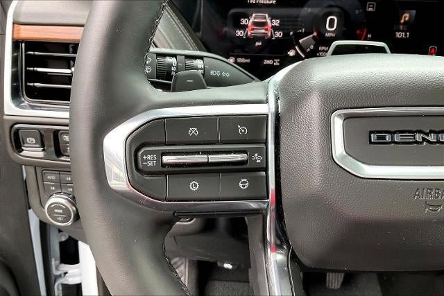Used 2026 GMC Yukon Denali w/ Denali Reserve Package AWD/4WD image 11