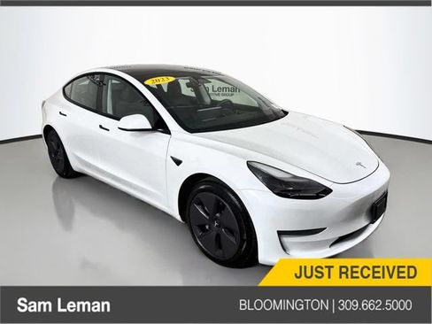Used 2023 Tesla Model 3 Standard Range RWD image 1