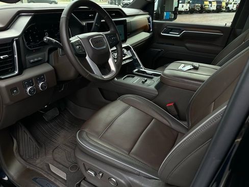 Used 2025 GMC Sierra 2500 Denali w/ Denali Reserve Package image 10