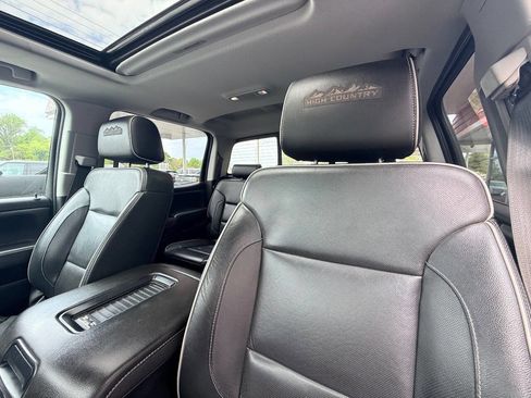 Used 2019 Chevrolet Silverado 2500 High Country w/ Duramax Plus Package image 31