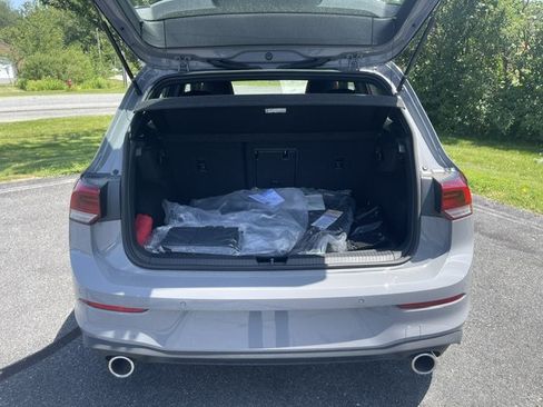 New 2026 Volkswagen GTI SE FWD image 10