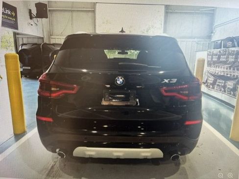 Used 2018 BMW X3 xDrive30i AWD/4WD image 2