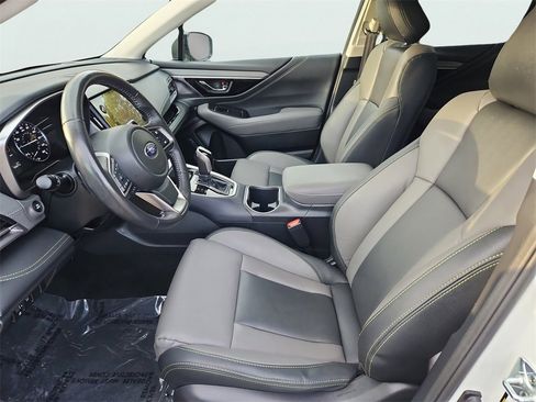 Used 2023 Subaru Outback Onyx Edition image 31