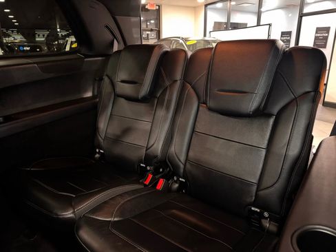 Used 2018 Mercedes-Benz GLS 550 4MATIC w/ Driver Assistance Package image 24