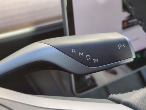 Used 2022 Tesla Model 3 Performance image 32