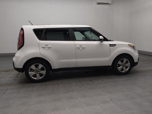 Used 2017 Kia Soul w/ Convenience Package FWD image 10