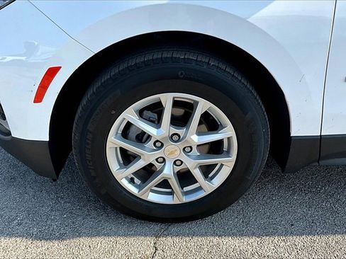 Used 2022 Chevrolet Equinox LT image 34