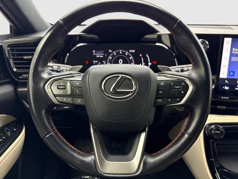 Used 2024 Lexus NX 250 FWD w/ Towing Package (2000 Lbs) image 19