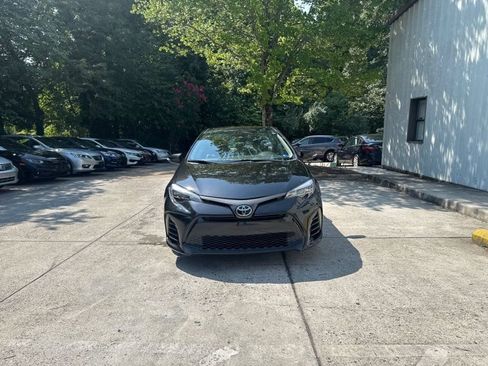 Used 2019 Toyota Corolla SE w/ SE Premium Package FWD image 8
