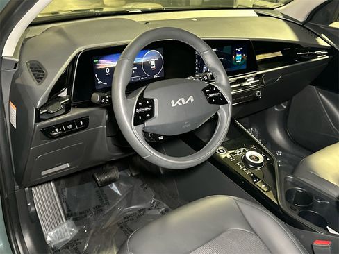 Certified 2023 Kia Niro Wind w/ Wind Preserve Package image 21
