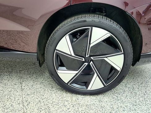 Used 2025 Volvo EX90 Ultra AWD/4WD image 9