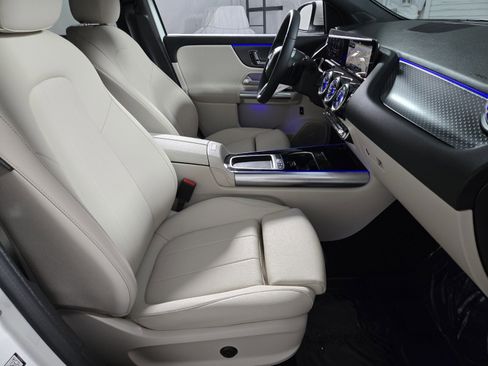 Used 2025 Mercedes-Benz GLA 250 image 18