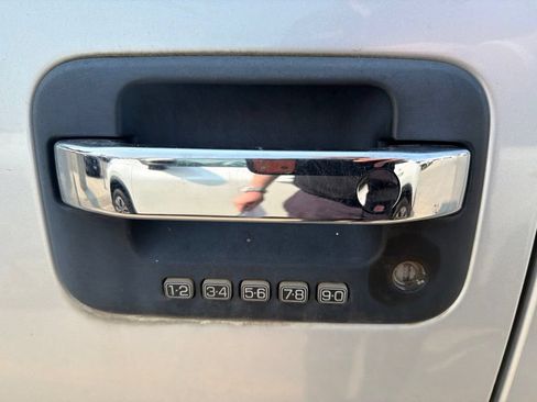 Used 2013 Ford F150 XLT w/ Luxury Equipment Group AWD/4WD image 11