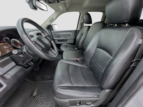 Used 2018 RAM 1500 Big Horn RWD image 13