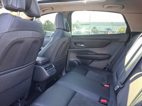 Certified 2024 Nissan Ariya AWD image 8