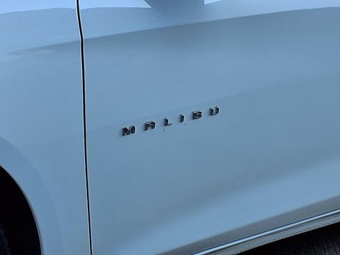 Used 2025 Chevrolet Malibu LT FWD image 27