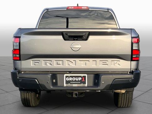 Used 2023 Nissan Frontier S w/ Technology Package RWD image 5