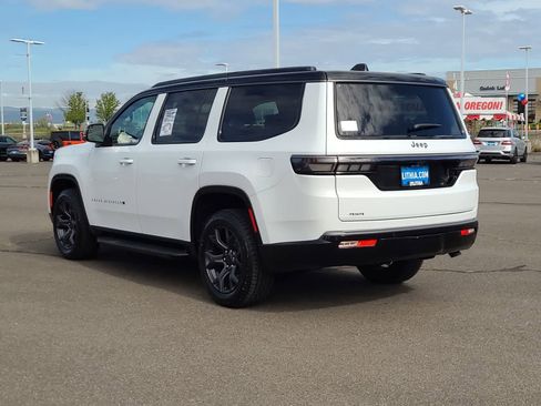 New 2026 Jeep Grand Wagoneer 4WD image 12