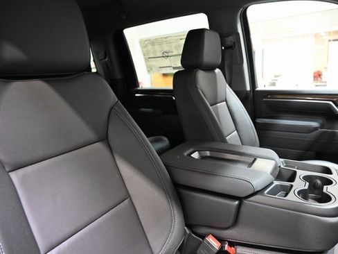 New 2026 Chevrolet Silverado 2500 LT w/ Trail Boss Package image 9