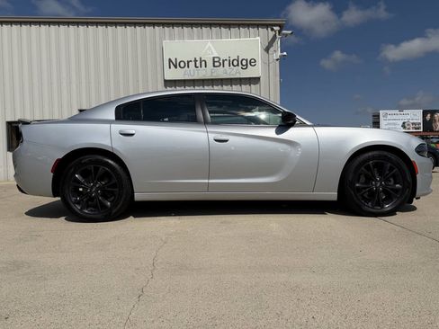 Used 2020 Dodge Charger SXT w/ Plus Group image 28