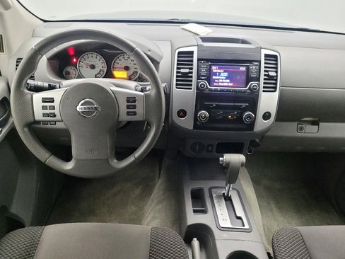 Used 2015 Nissan Frontier Desert Runner image 22