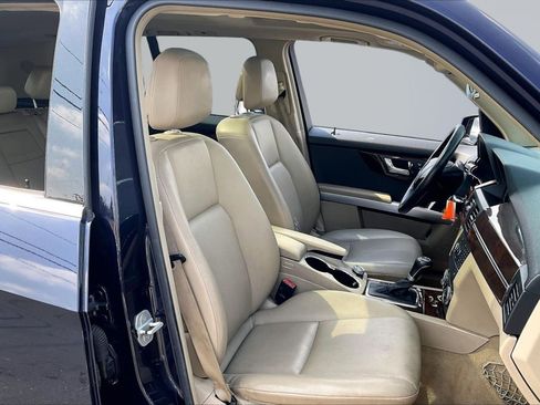 Used 2010 Mercedes-Benz GLK 350 4MATIC image 7