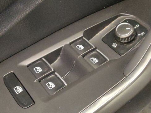 Used 2021 Volkswagen Jetta S FWD image 27