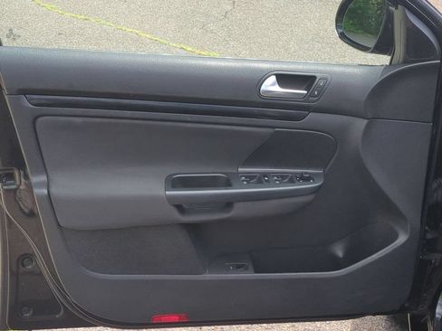 Used 2012 Volkswagen Jetta S FWD image 11