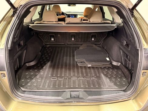 Used 2021 Subaru Outback Premium image 13