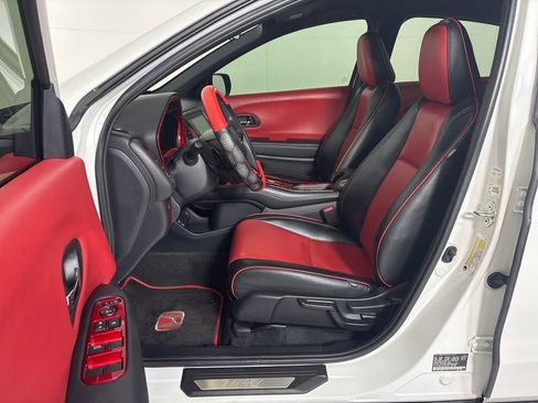 Used 2020 Honda HR-V Sport image 14