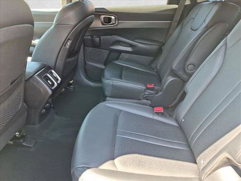 Used 2023 Kia Sorento EX w/ Panoramic Sunroof Package AWD/4WD image 20