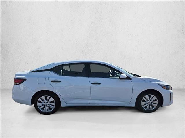 Used 2024 Nissan Sentra S FWD image 4