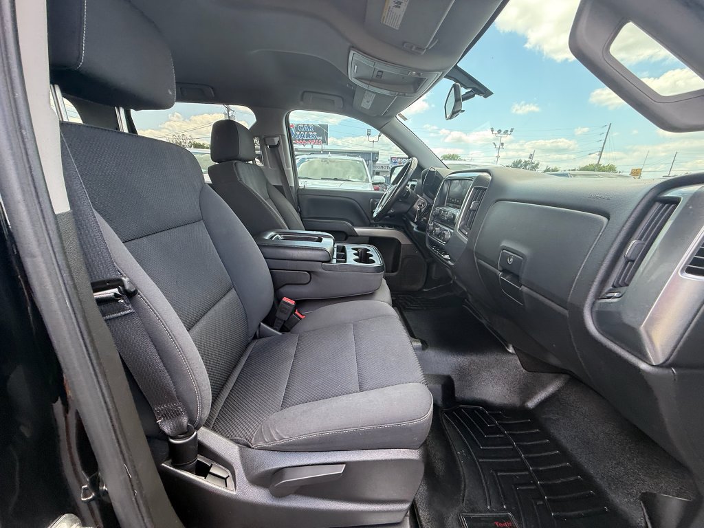 Used 2017 Chevrolet Silverado 1500 LT w/ All Star Edition AWD/4WD image 23