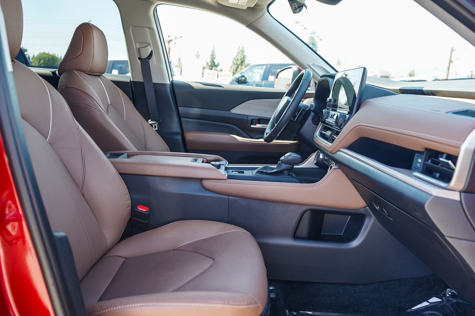 Certified 2025 Toyota Grand Highlander AWD image 18